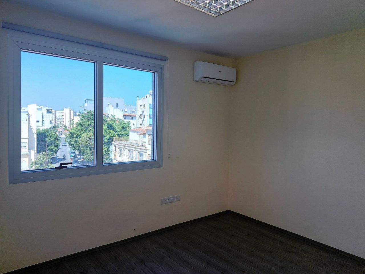Офис Agia Zoni, Кипр, 100 м² - фото 3