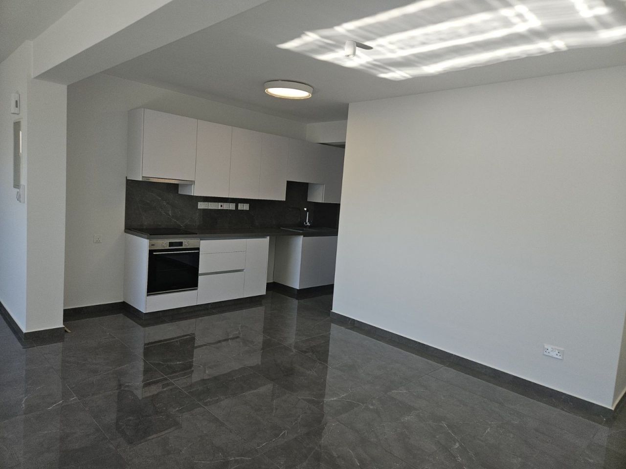 Офис Omonoia, Кипр, 75 м² - фото 3