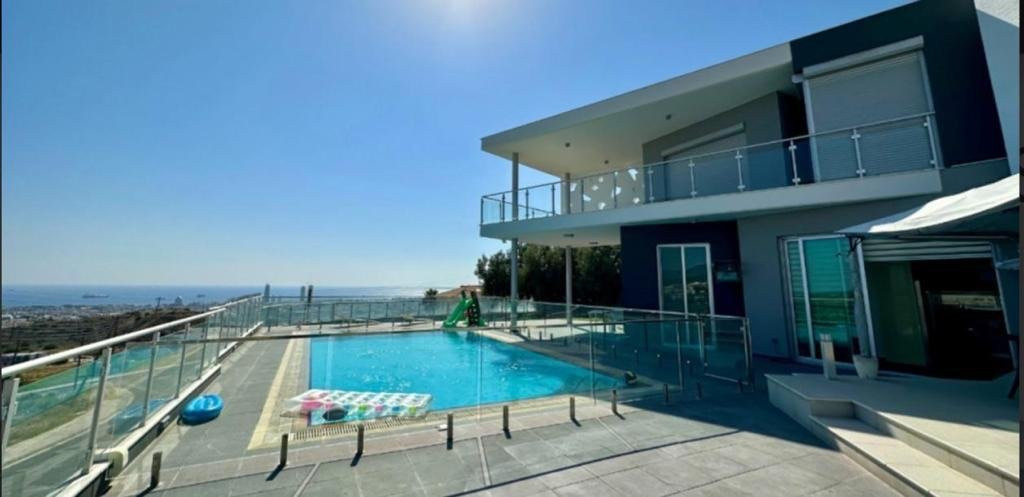 Дом в Айос-Атанасиосе, Кипр, 340 м² - фото 3