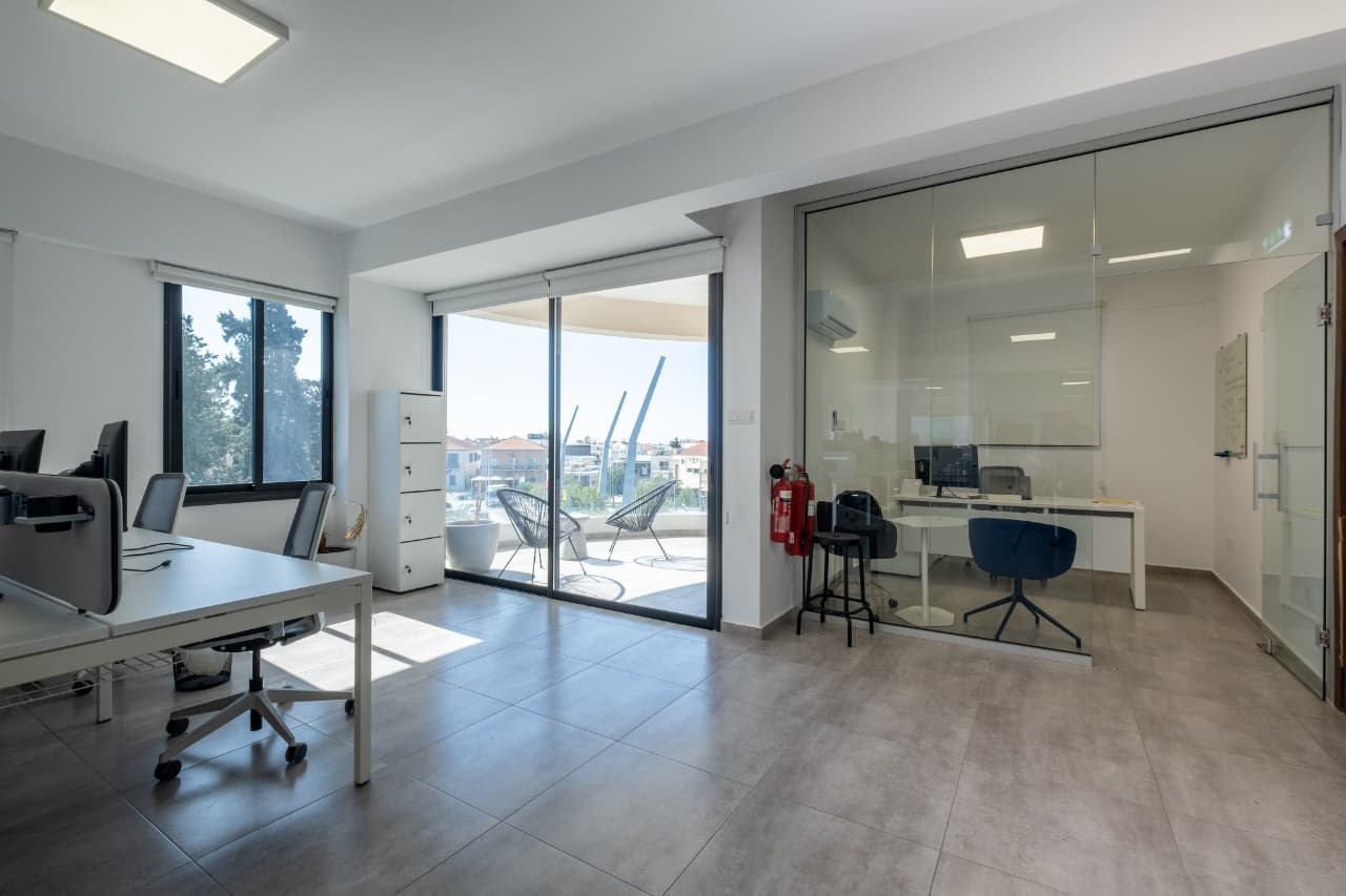 Офис в Агиос Теодоросе, Кипр, 300 м² - фото 3