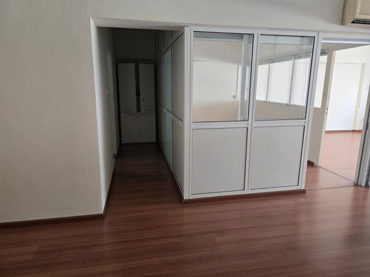 Офис Agia Zoni, Кипр, 90 м² - фото 4