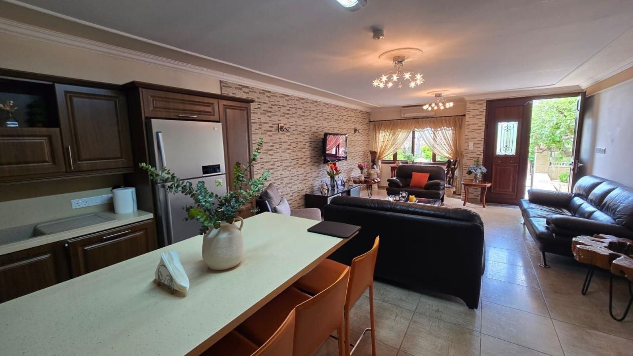 Дом в Айос-Атанасиосе, Кипр, 125 м² - фото 3