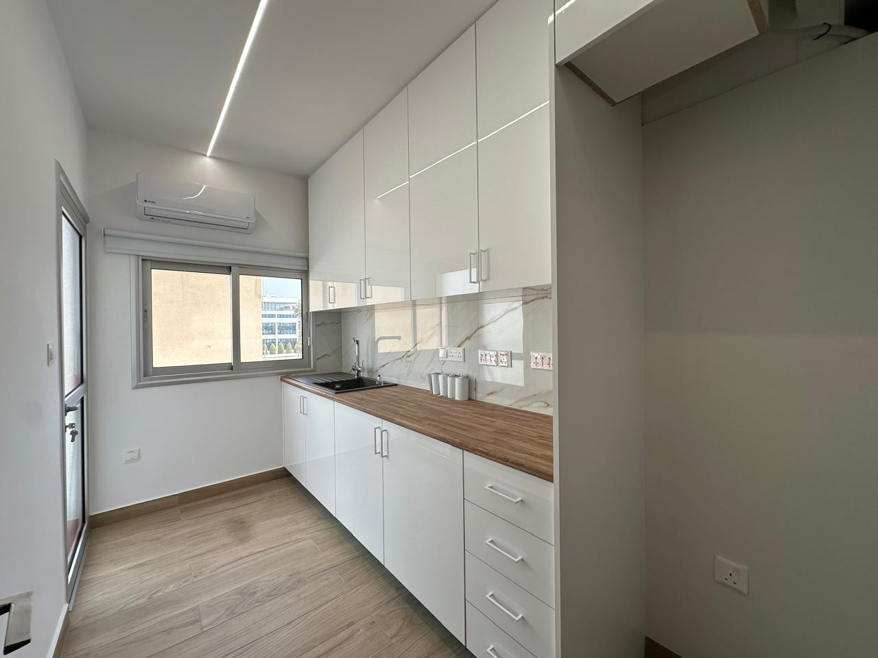 Офис Tsiflikoudia, Кипр, 108 м² - фото 4