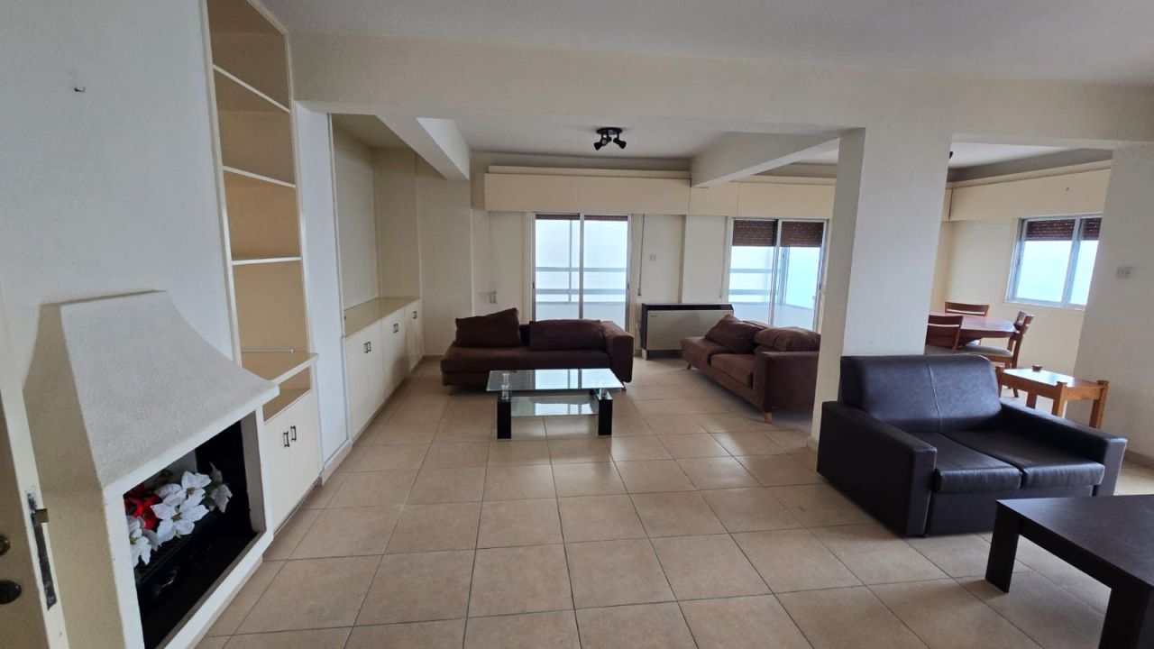 Апартаменты в Айия-Триасе, Кипр, 270 м² - фото 3