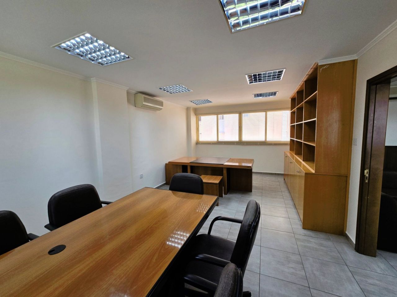Офис Agia Zoni, Кипр, 173 м² - фото 3