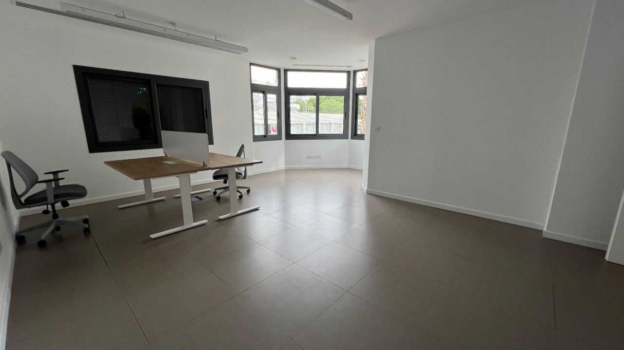 Офис Katholiki, Кипр, 222 м² - фото 3