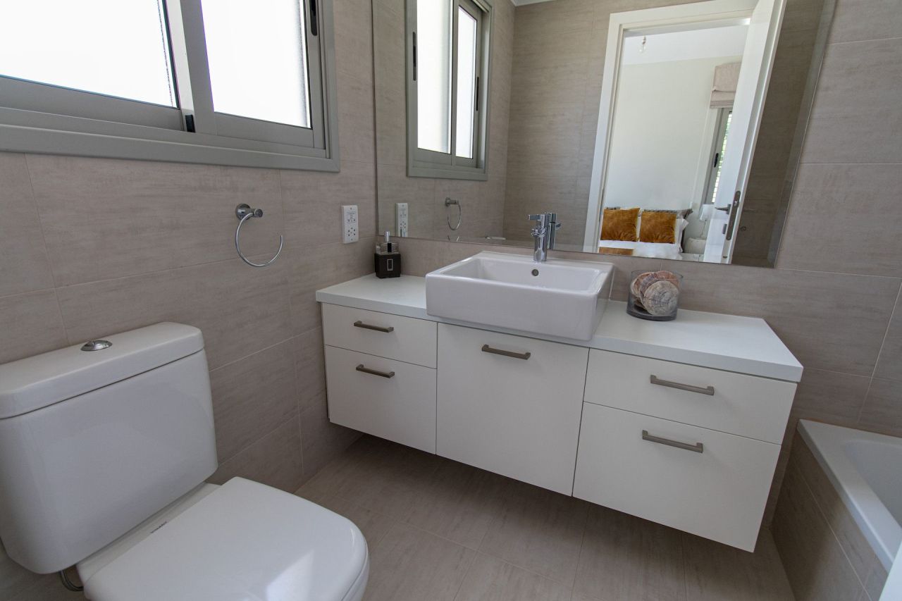 Дом в Полисе, Кипр, 152.2 м² - фото 4