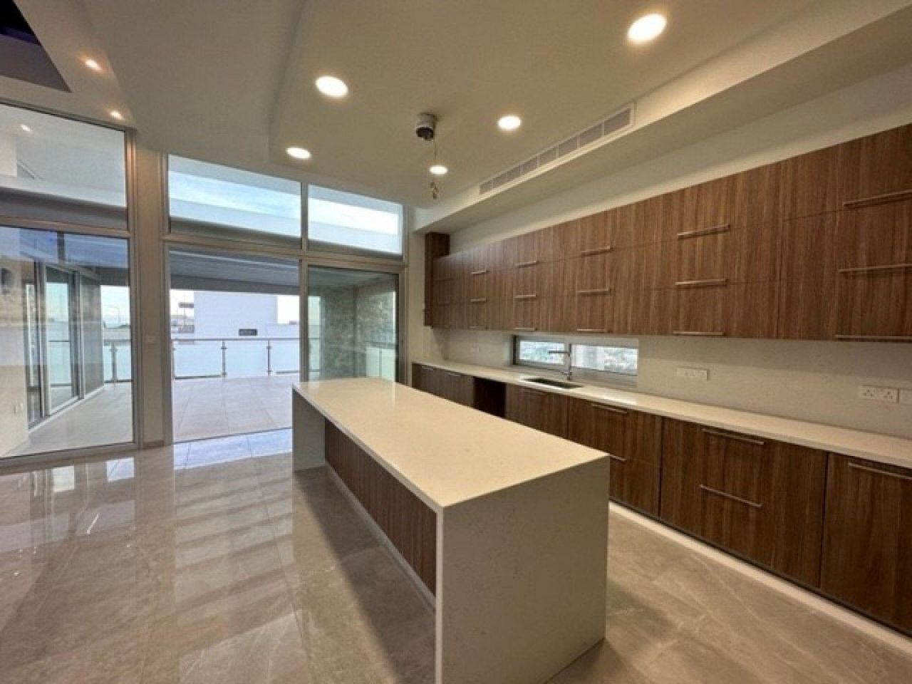 Дом Agia Filaxi, Кипр, 376 м² - фото 4