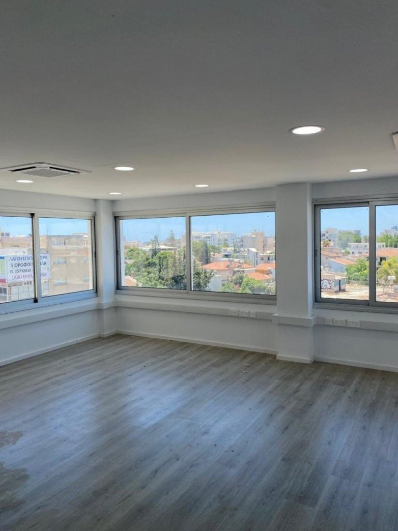 Офис Katholiki, Кипр, 200 м² - фото 3