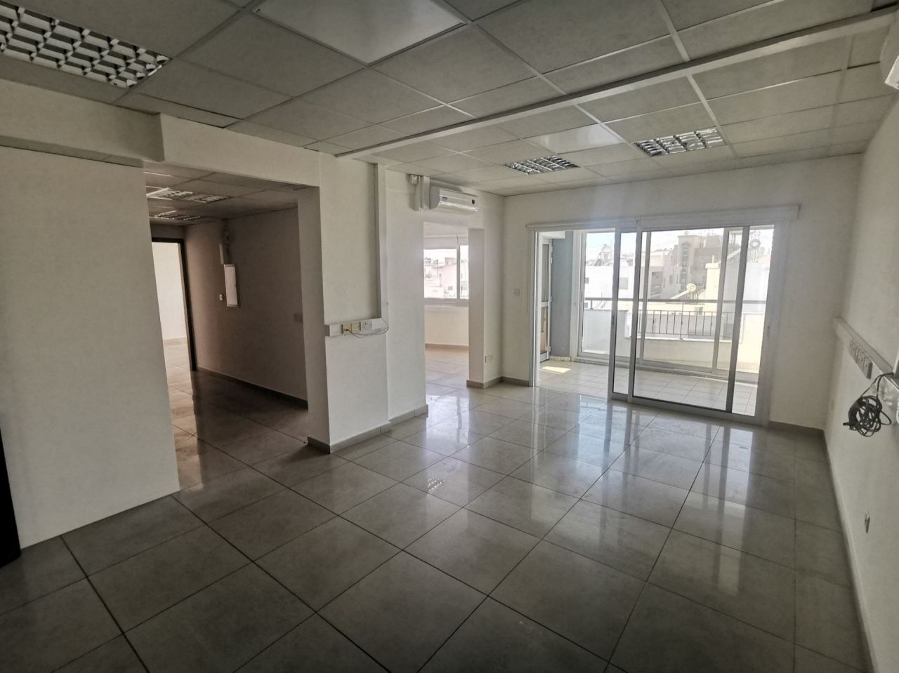 Офис в Меса-Йитонии, Кипр, 95 м² - фото 3