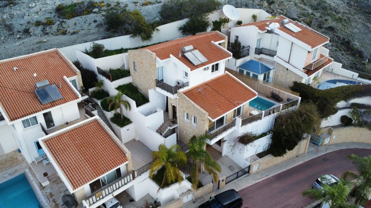 Дом в Хлораке, Кипр, 159 м² - фото 4