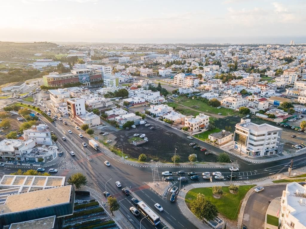 Коммерческая недвижимость в Агиос Теодоросе, Кипр - фото 4