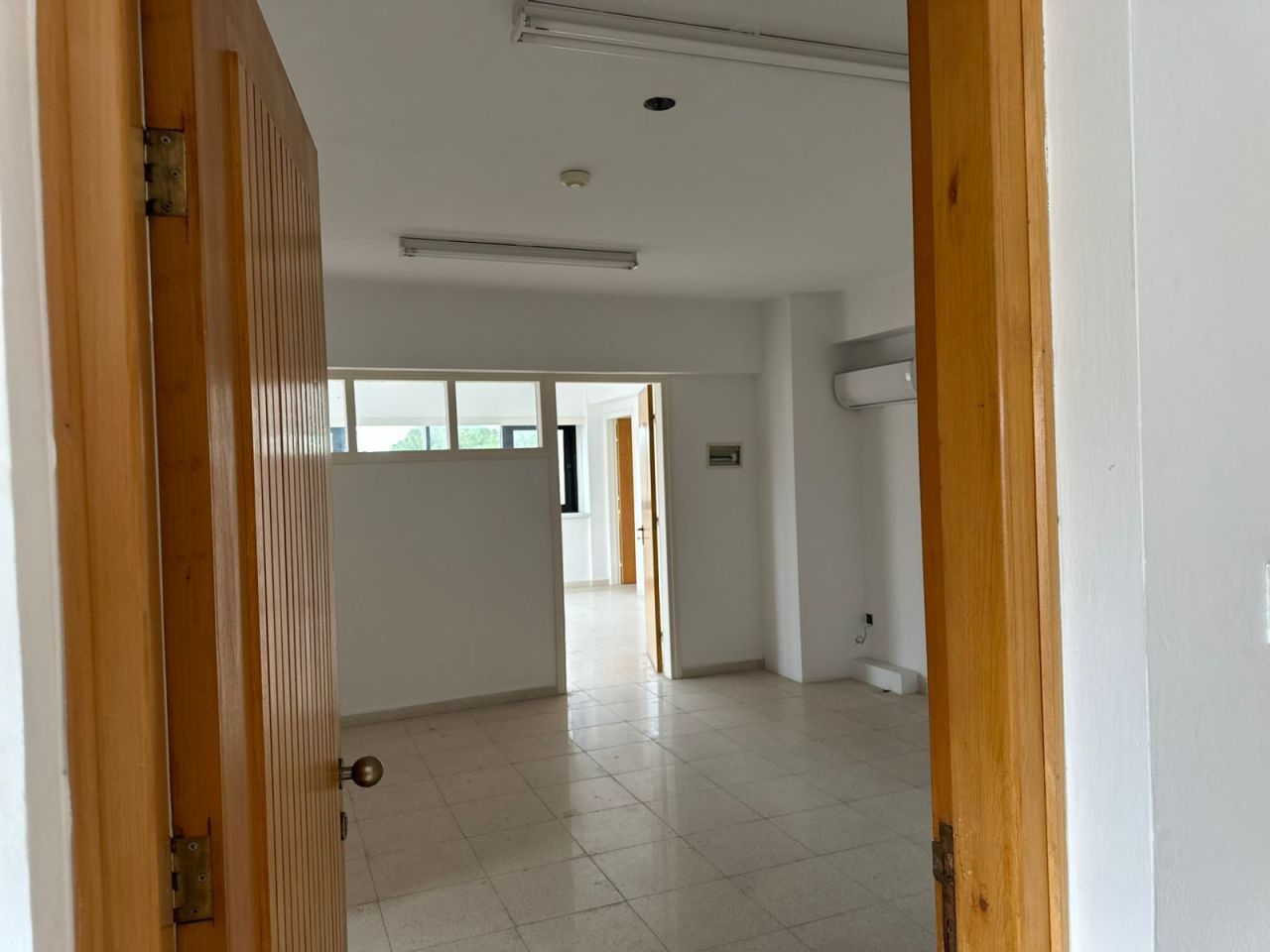 Офис в Пафосе, Кипр, 95 м² - фото 4