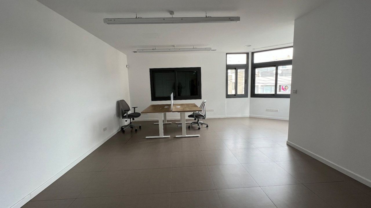 Офис Katholiki, Кипр, 222 м² - фото 4