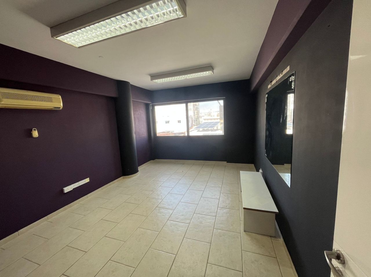 Офис в Агиос Георгиосе, Кипр, 230 м² - фото 5