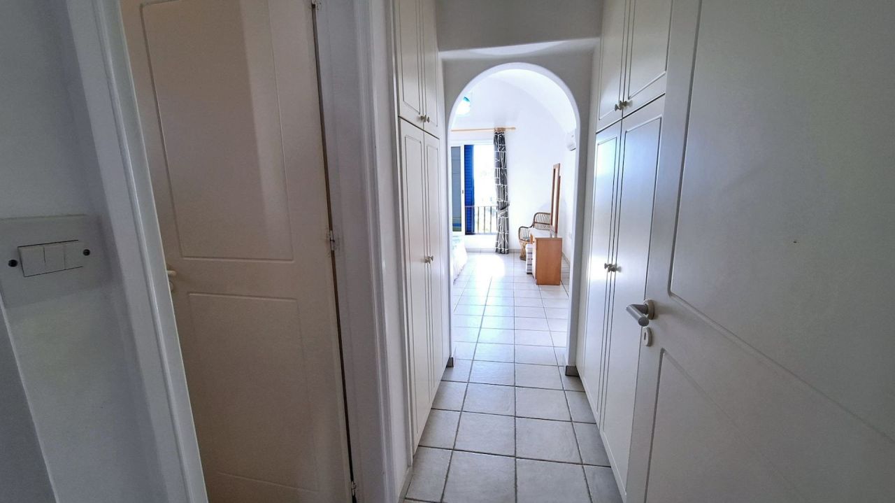 Дом в Хлораке, Кипр, 255 м² - фото 4