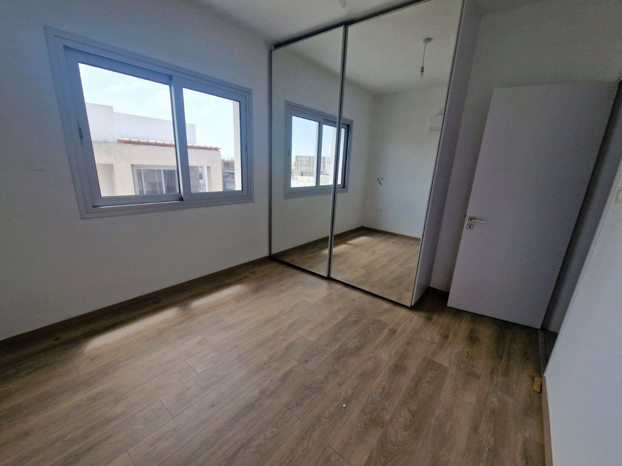 Апартаменты в Като-Полемидии, Кипр, 90 м² - фото 5