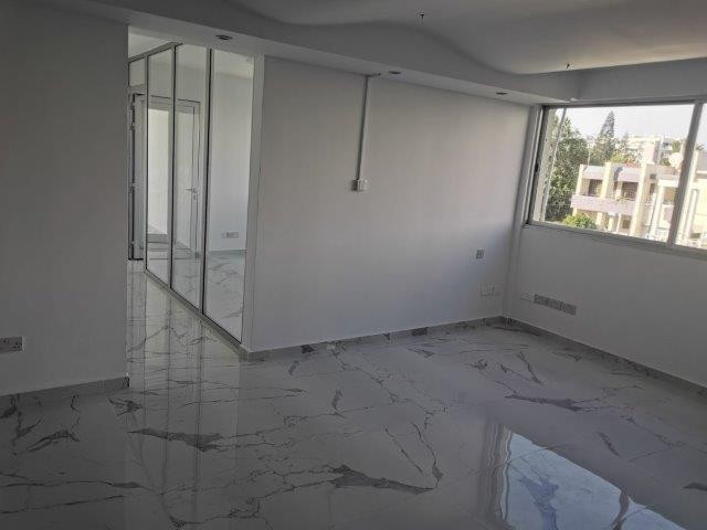Офис Agia Zoni, Кипр, 135 м² - фото 4