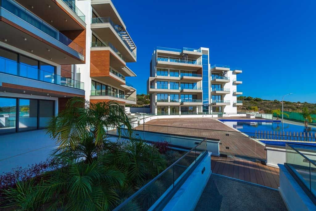 Апартаменты Agios Tychon - Tourist Area, Кипр, 89 м² - фото 4