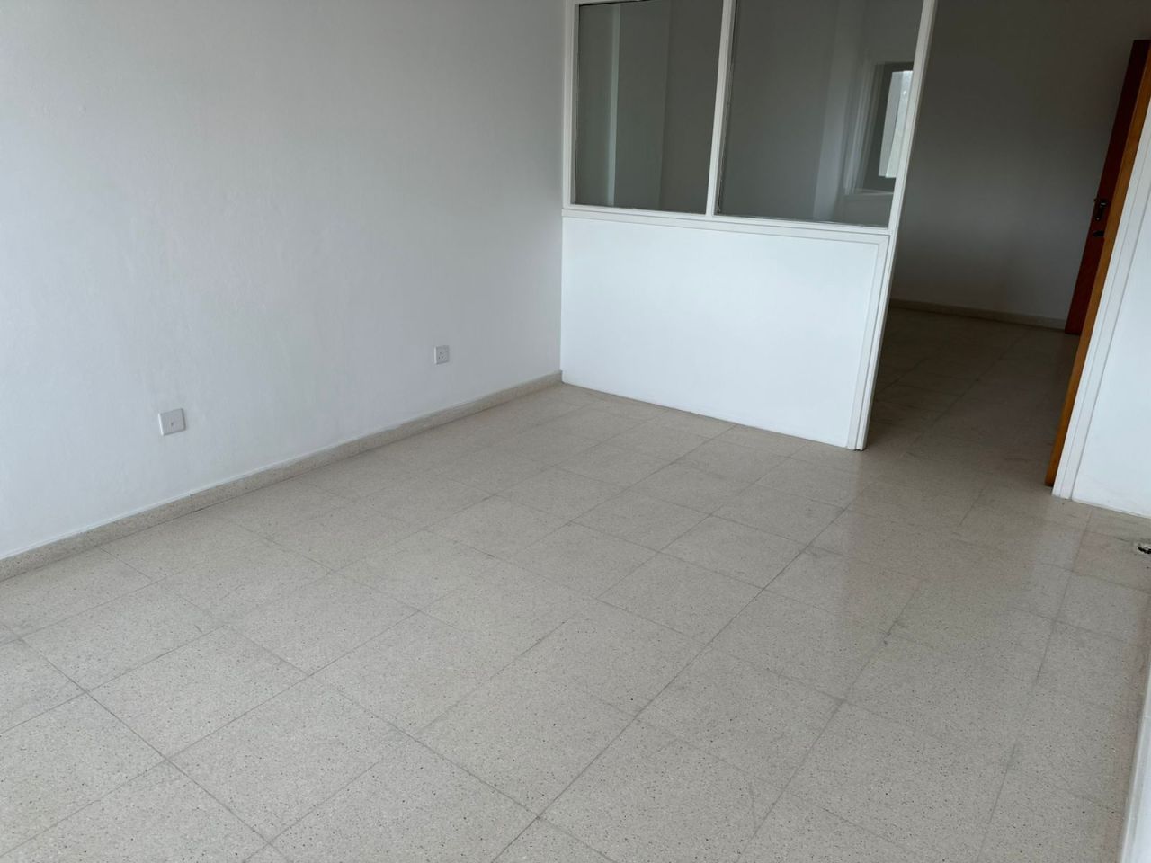 Офис в Пафосе, Кипр, 95 м² - фото 5