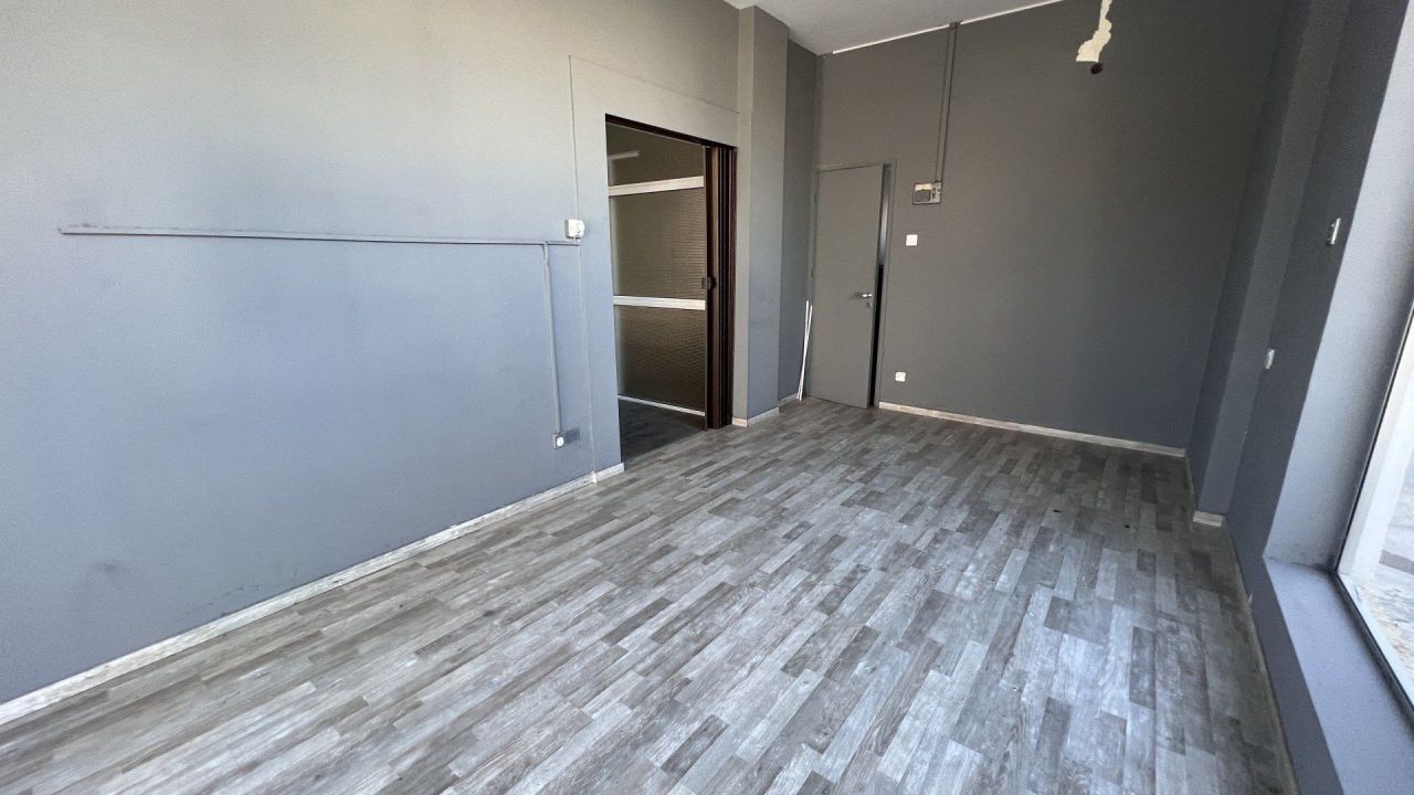 Магазин Ag. Antonios, Кипр, 180 м² - фото 4