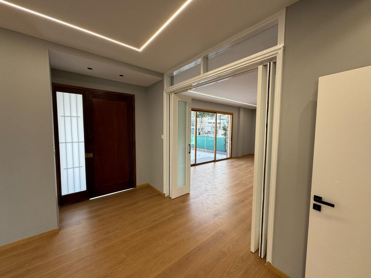 Офис в Агиос Георгиосе, Кипр, 298 м² - фото 5