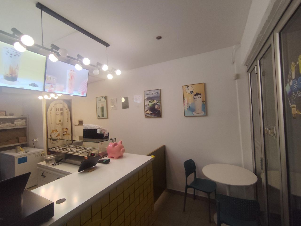 Магазин Agia Zoni, Кипр, 70 м² - фото 4