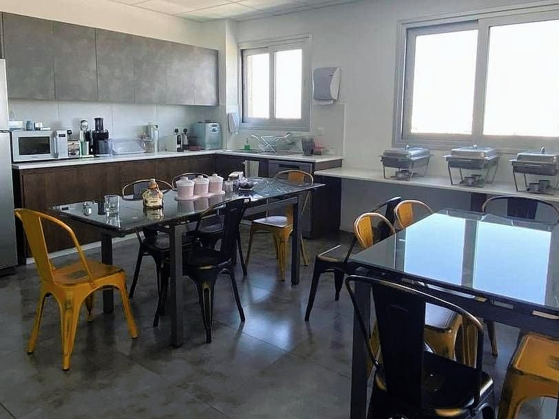 Офис Omonoia, Кипр, 1 500 м² - фото 4