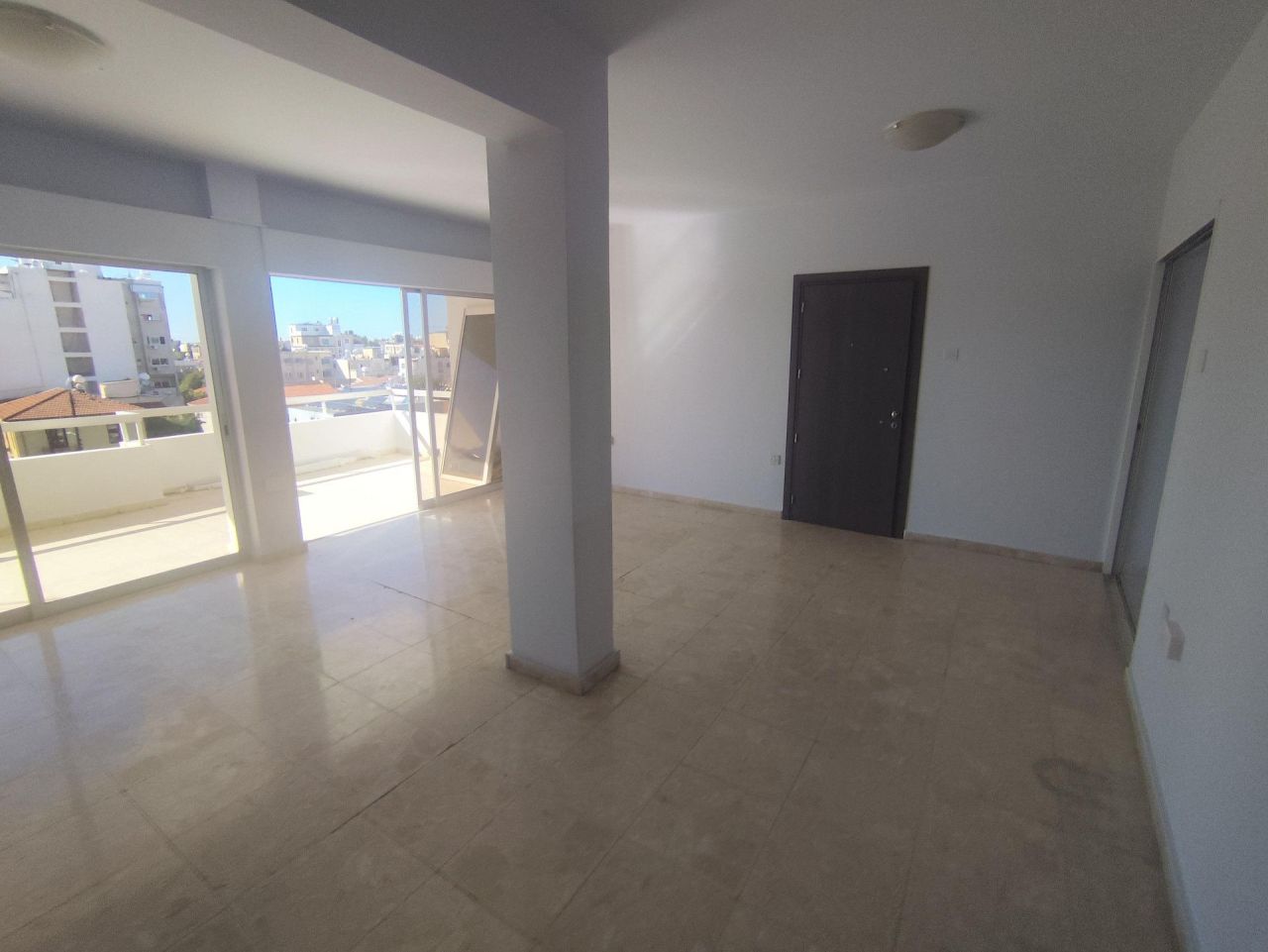 Офис Agia Zoni, Кипр, 200 м² - фото 4