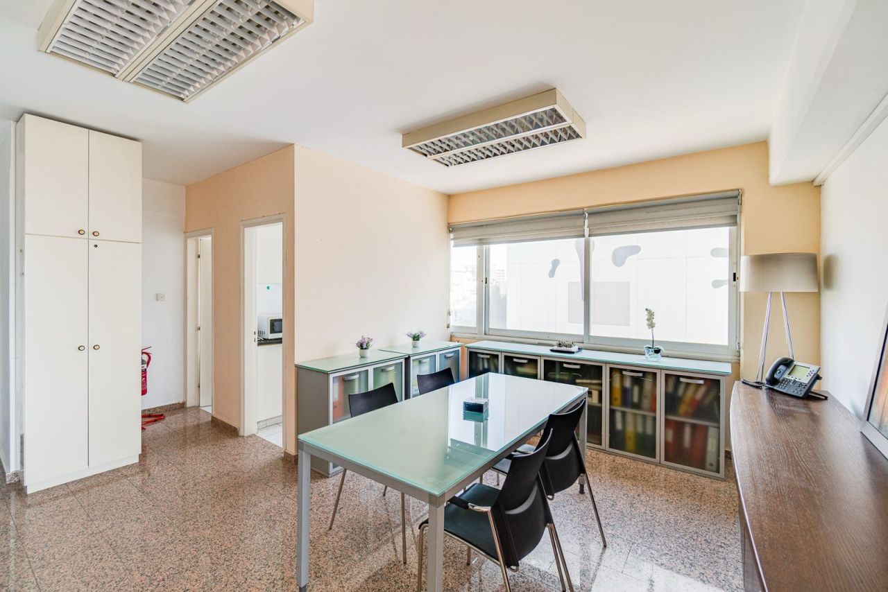 Офис Agios Nicolaos, Кипр, 90 м² - фото 5