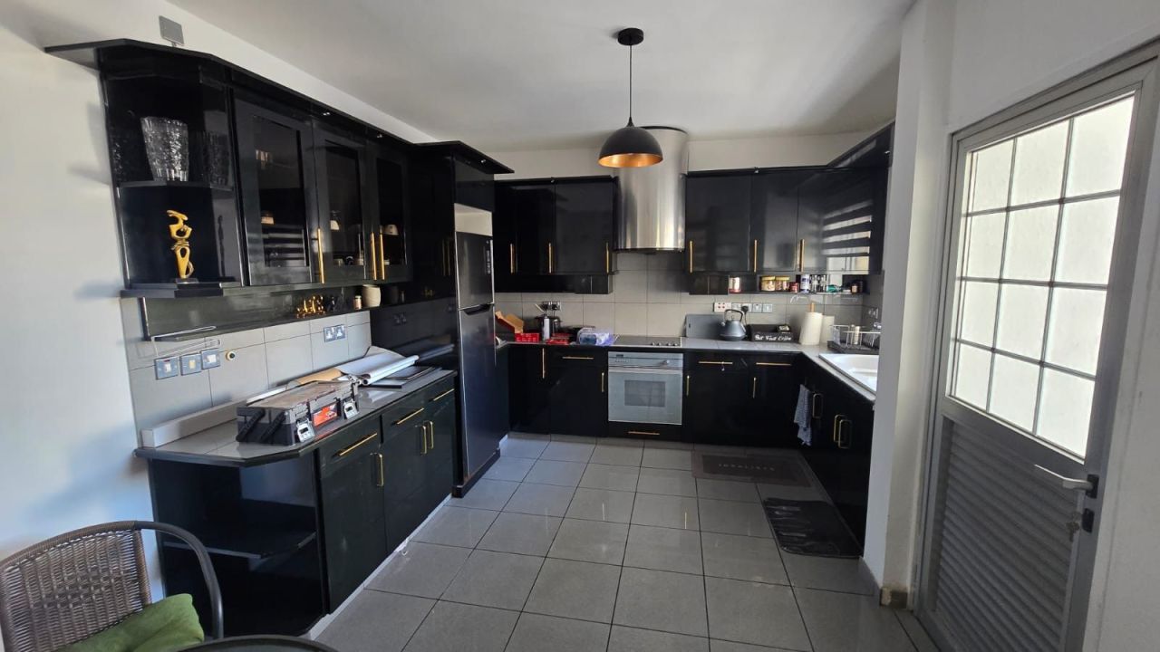 Офис Agia Zoni, Кипр, 135 м² - фото 5
