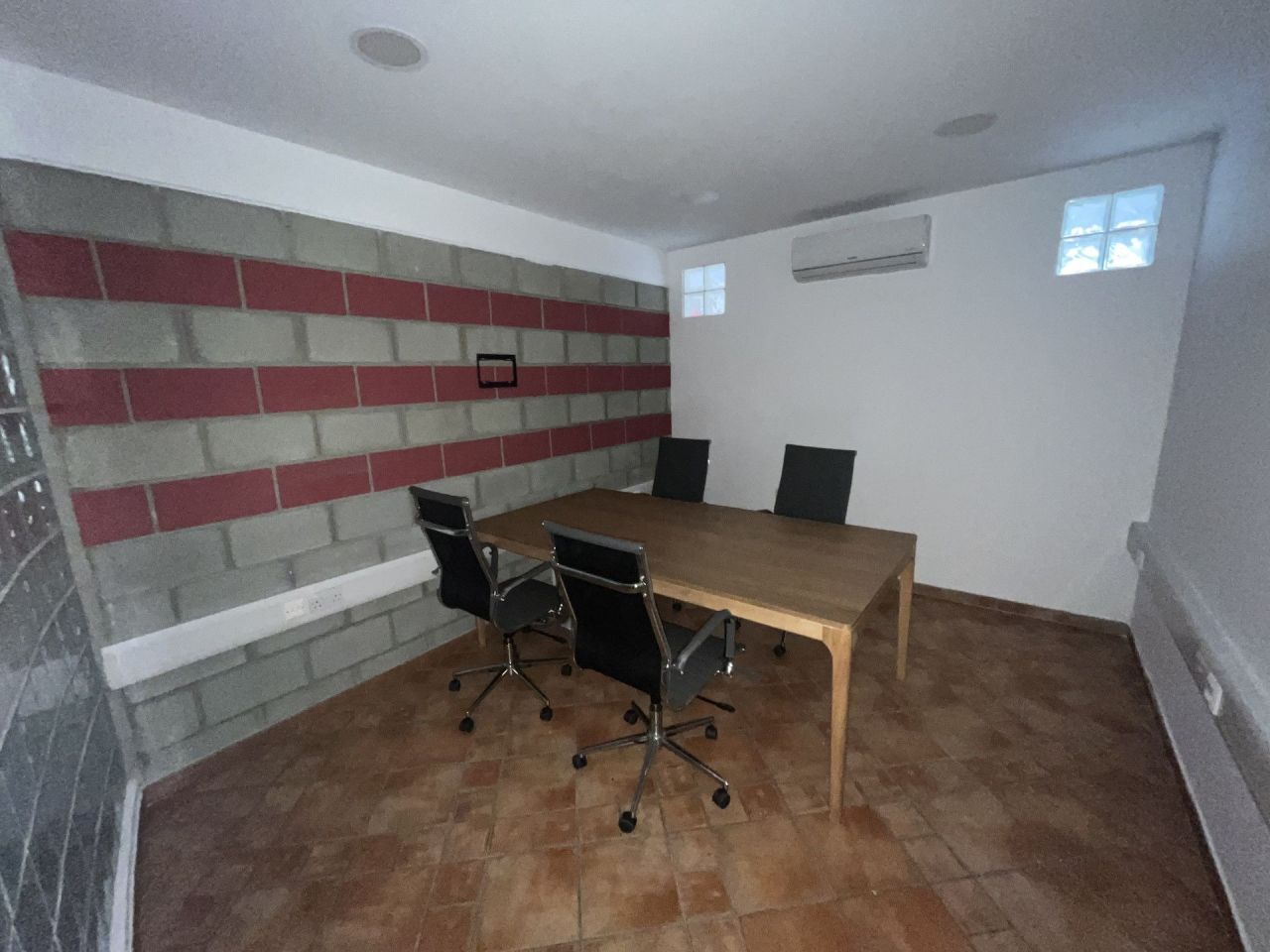 Офис Agia Zoni, Кипр, 213 м² - фото 6