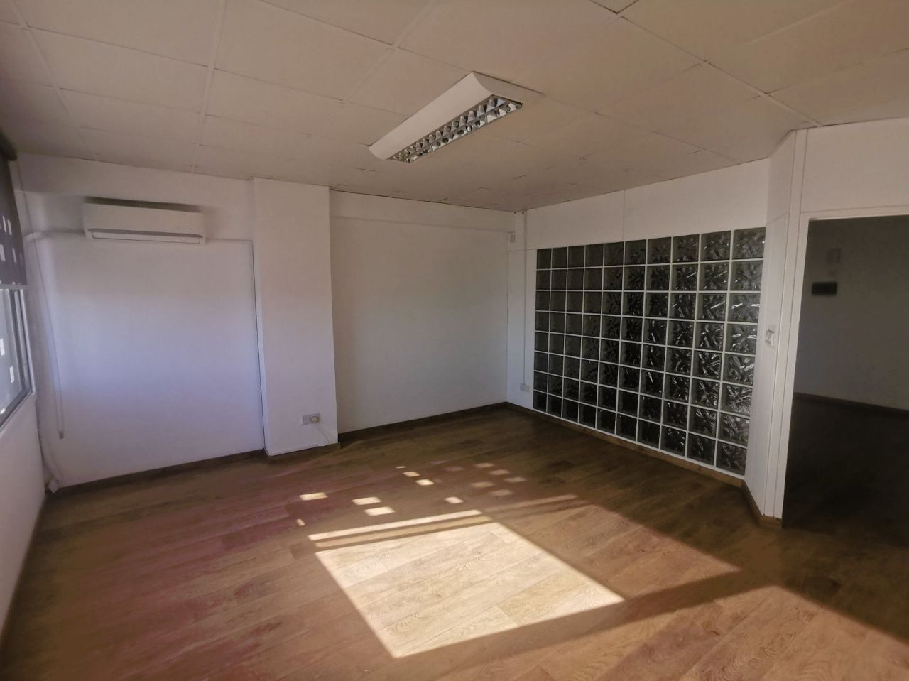 Офис Agia Zoni, Кипр, 140 м² - фото 5