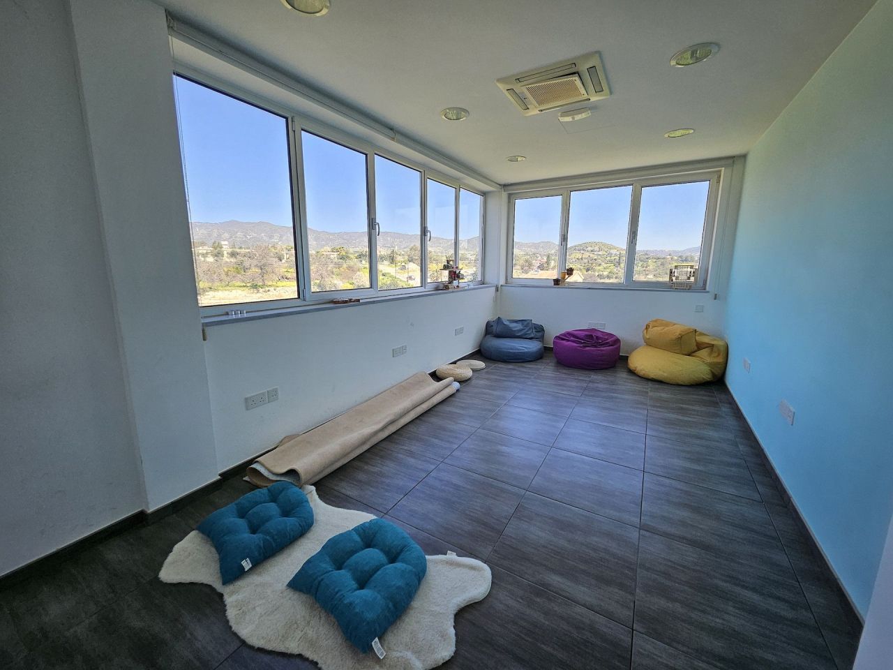 Офис в Пареклисии, Кипр, 300 м² - фото 6
