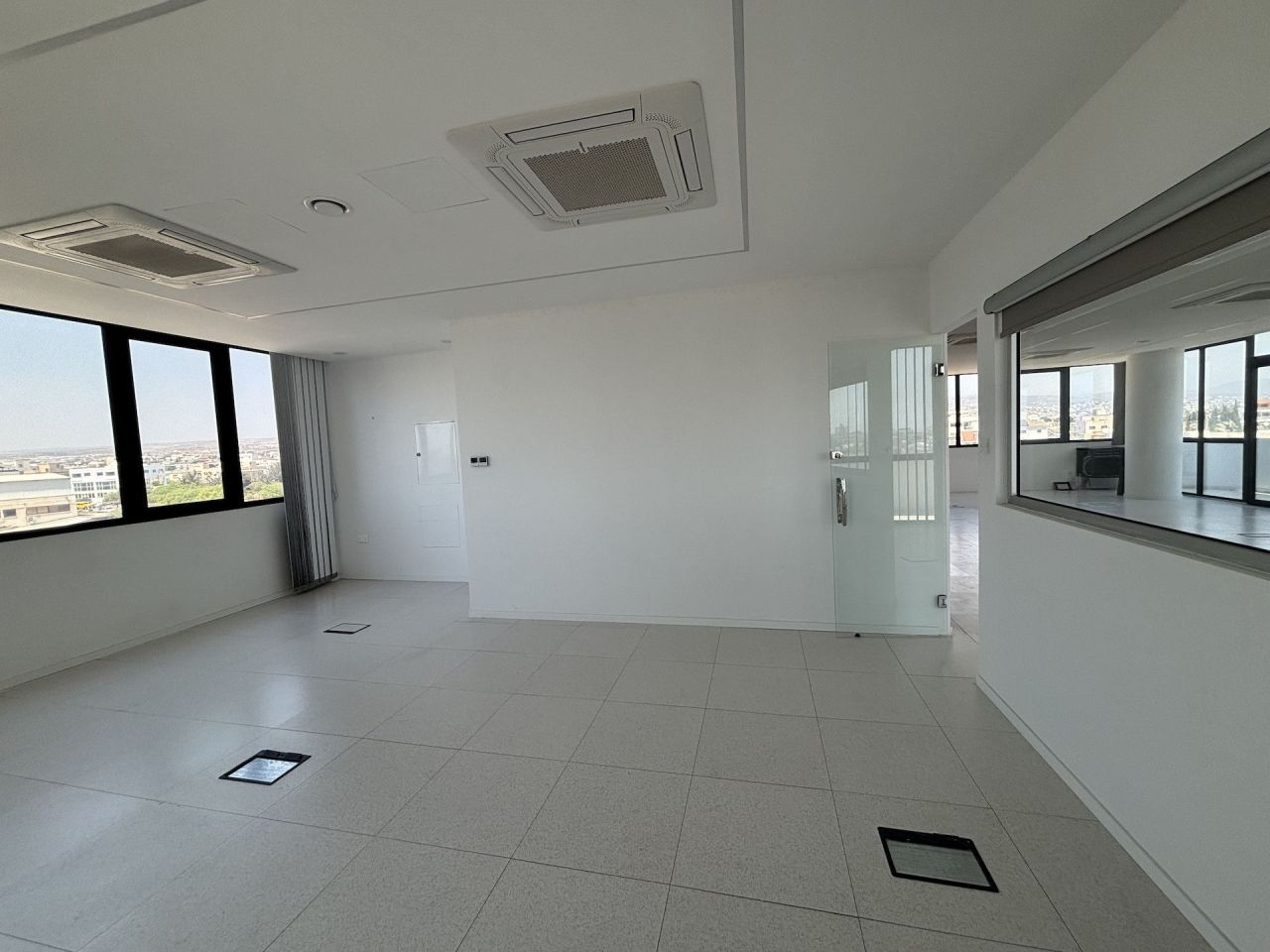 Офис Omonoia, Кипр, 221 м² - фото 6