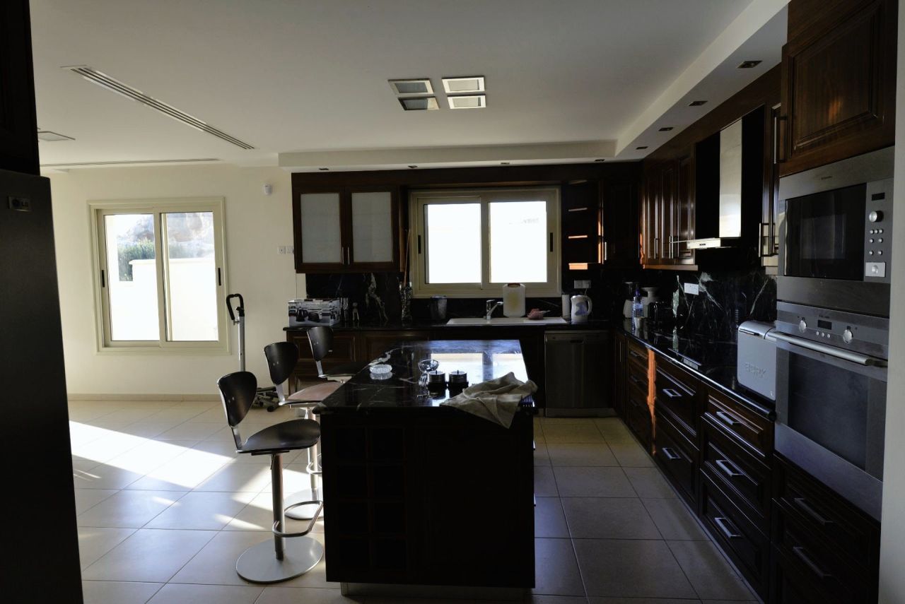 Дом Sea Caves, Кипр, 355 м² - фото 6