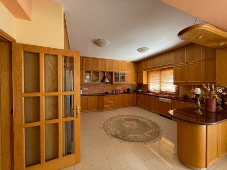 Дом в Айос-Атанасиосе, Кипр, 580 м² - фото 6