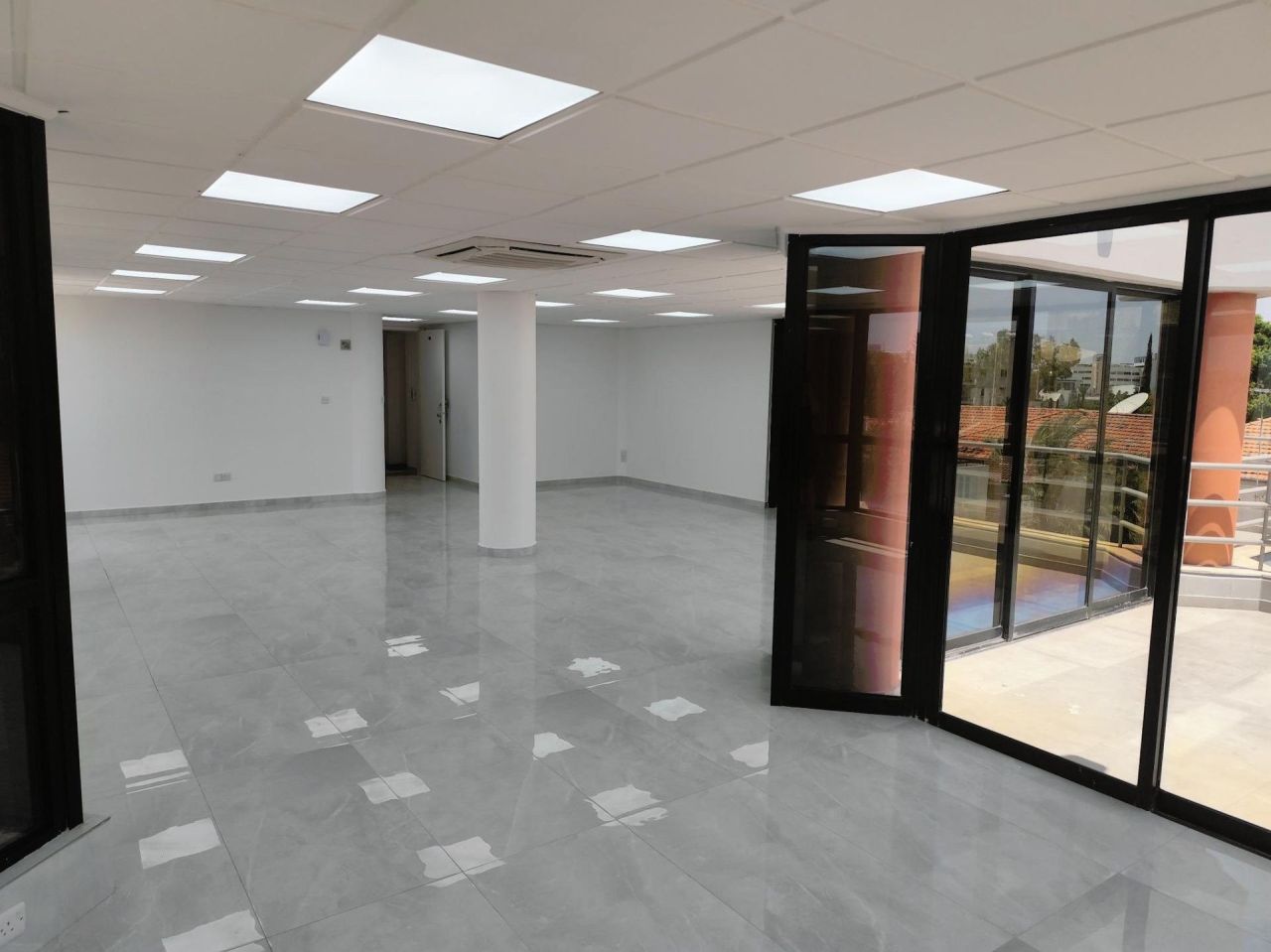 Офис Katholiki, Кипр, 93 м² - фото 5