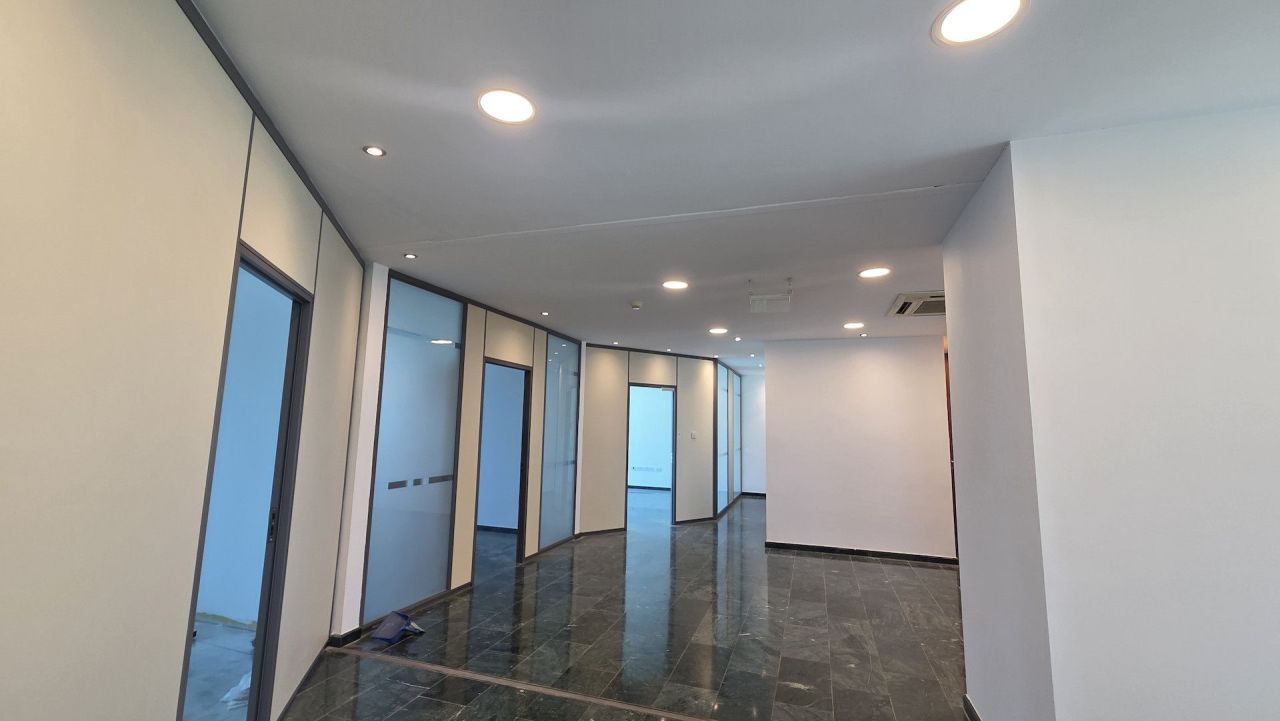 Офис в Айос-Атанасиосе, Кипр, 600 м² - фото 6