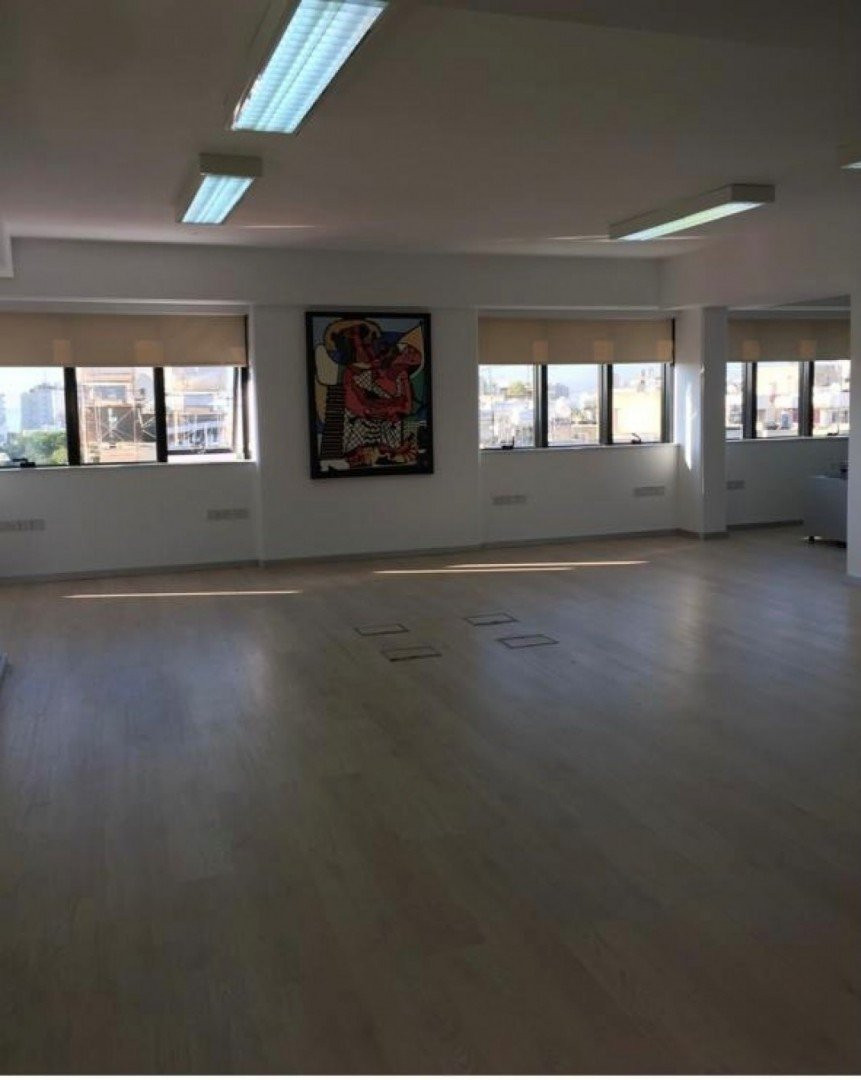 Офис Agia Zoni, Кипр, 250 м² - фото 6