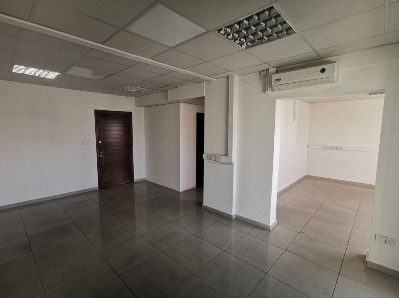 Офис в Меса-Йитонии, Кипр, 95 м² - фото 5