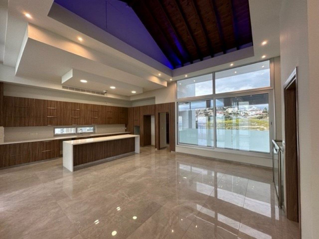 Дом Agia Filaxi, Кипр, 376 м² - фото 6