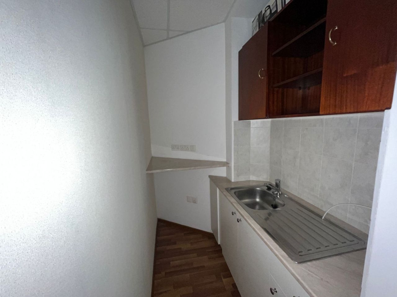 Офис Agios Nicolaos, Кипр, 140 м² - фото 6