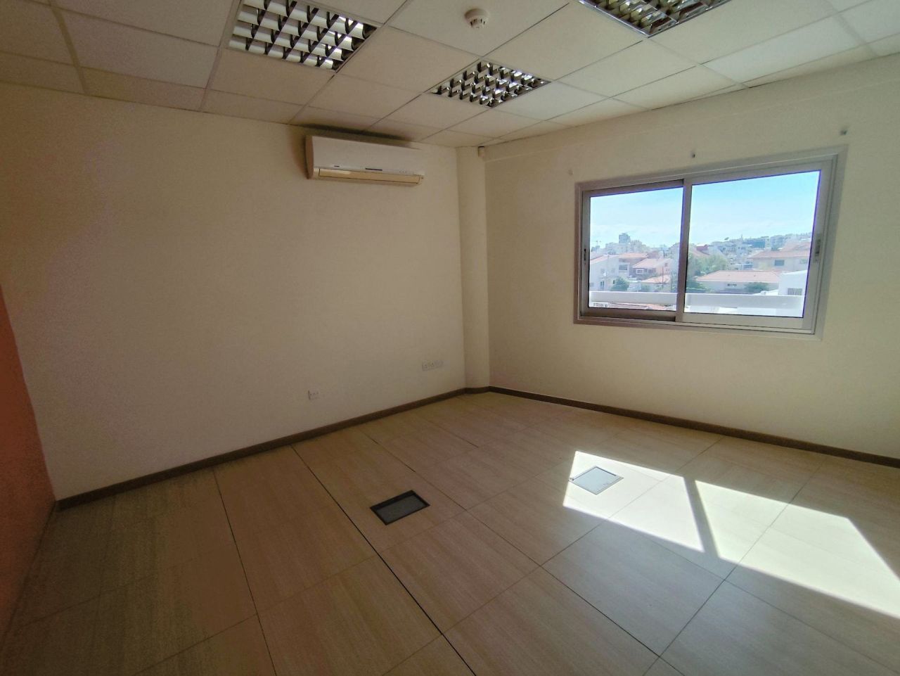 Офис в Меса-Йитонии, Кипр, 95 м² - фото 5