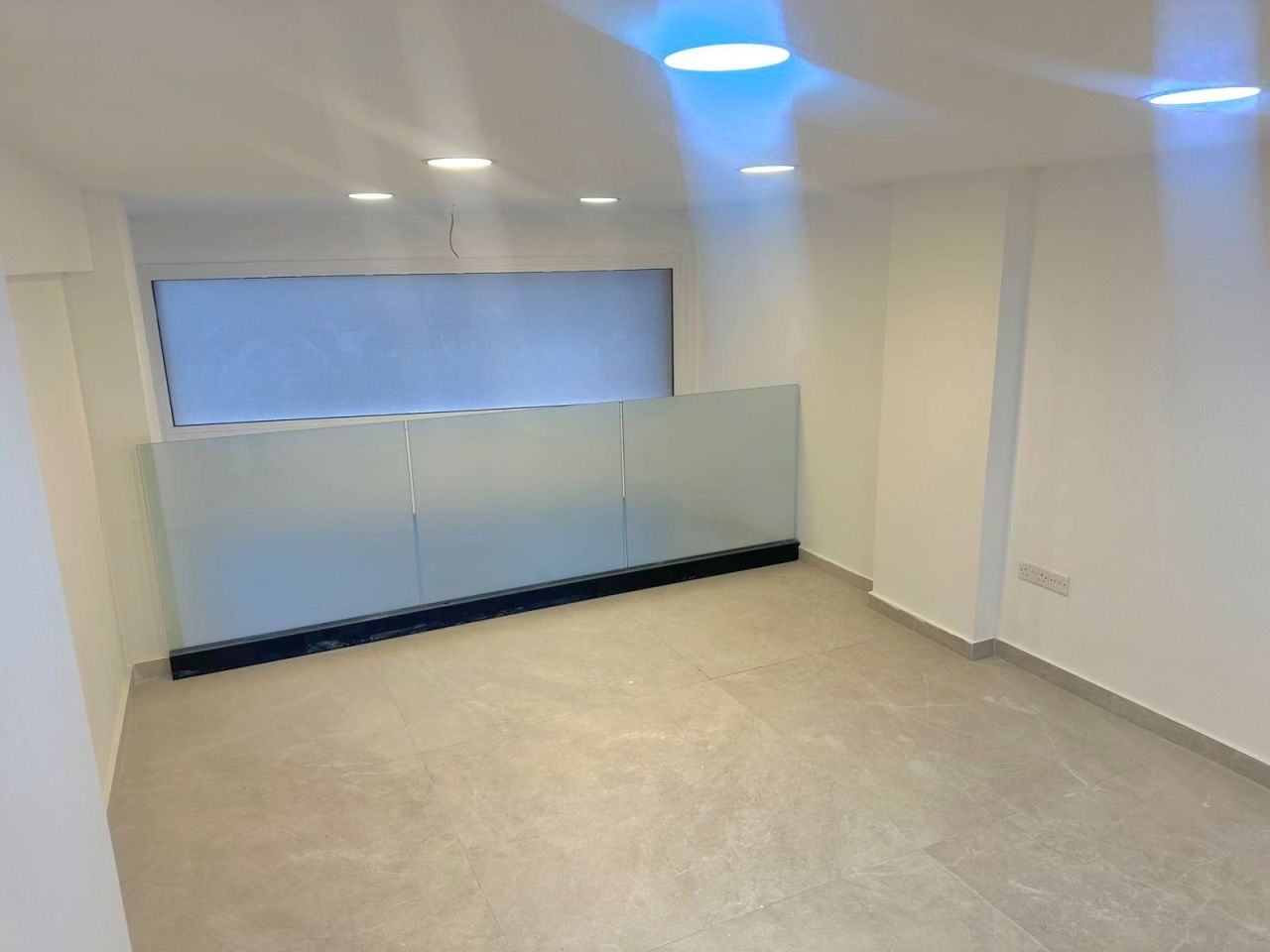Офис Agios Nicolaos, Кипр, 98 м² - фото 7