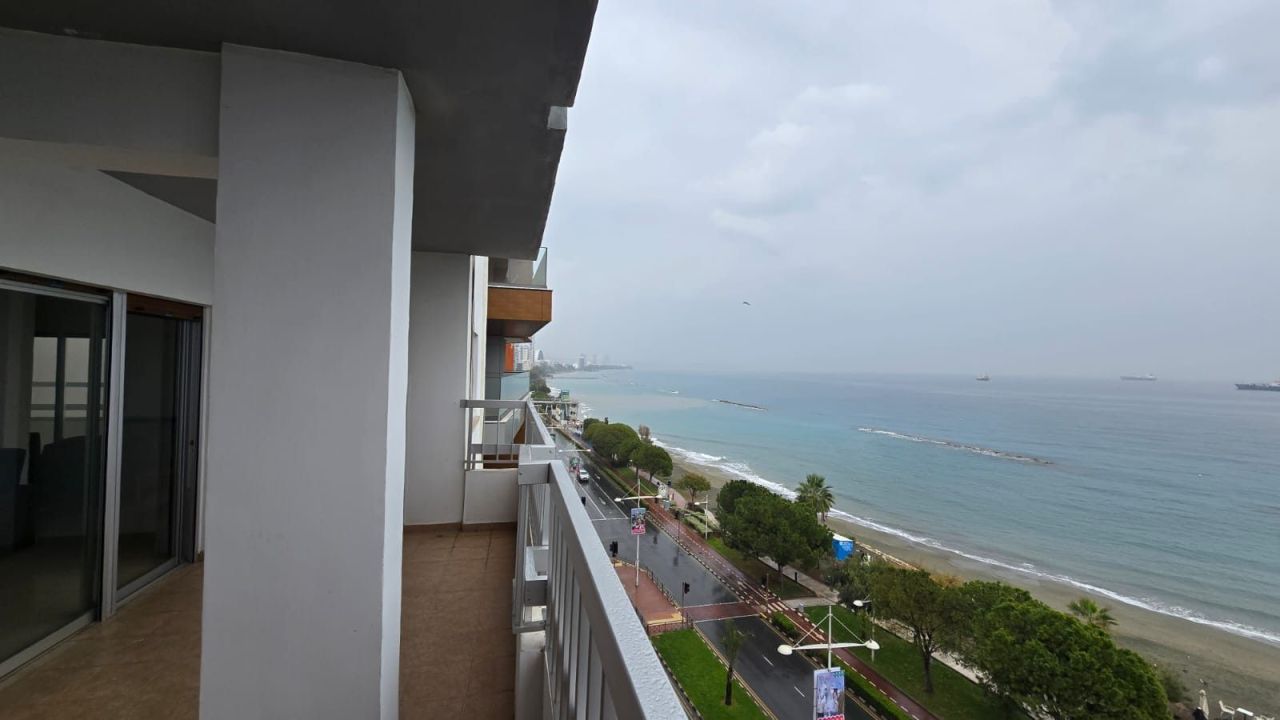 Апартаменты в Айия-Триасе, Кипр, 270 м² - фото 6