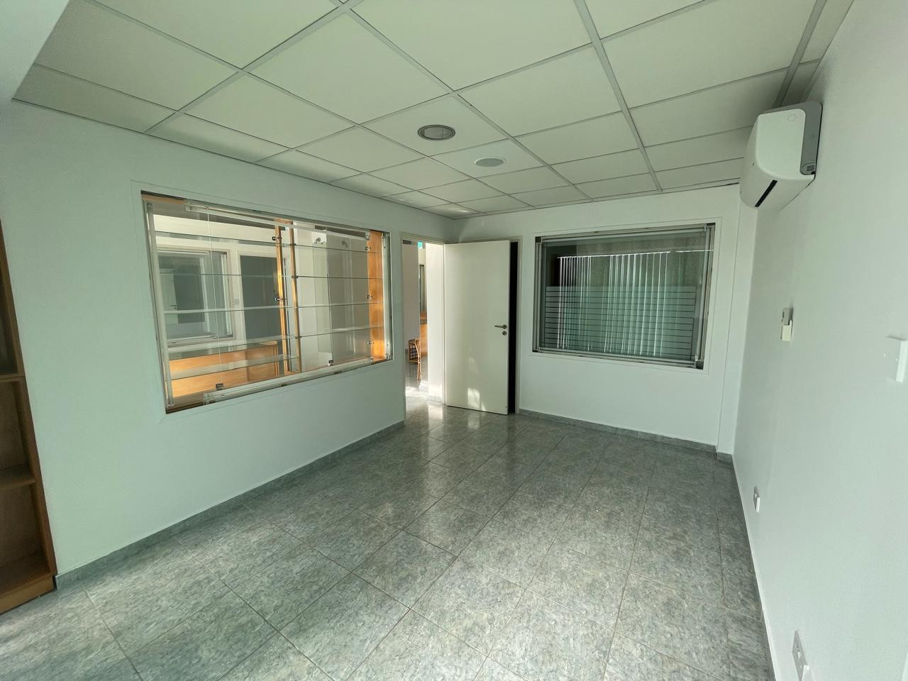 Офис в Пафосе, Кипр, 142 м² - фото 7
