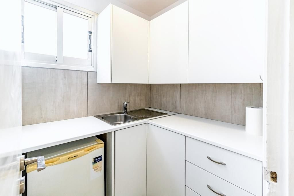 Офис Agia Zoni, Кипр, 200 м² - фото 6