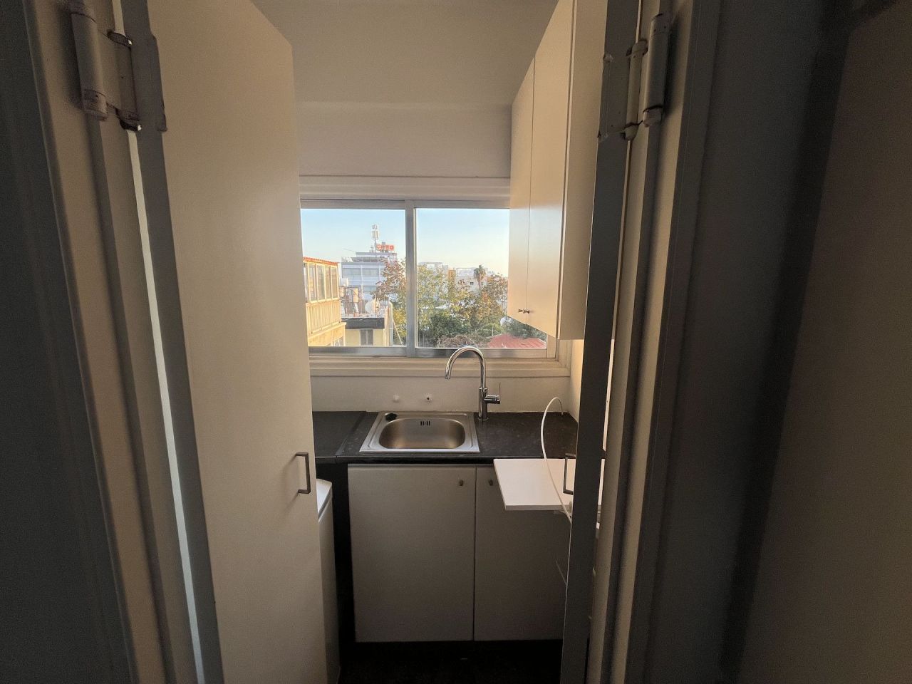 Офис Agia Zoni, Кипр, 213 м² - фото 7