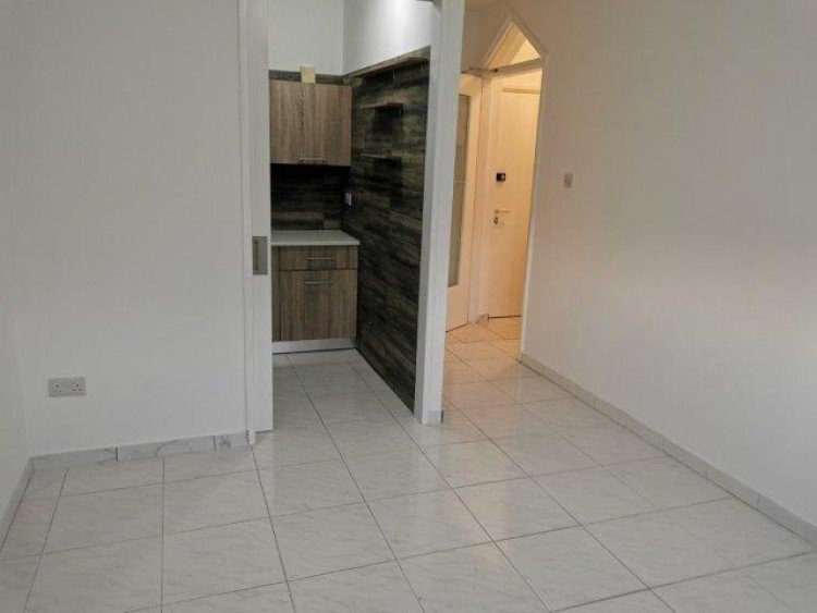 Офис Agia Zoni, Кипр, 90 м² - фото 6